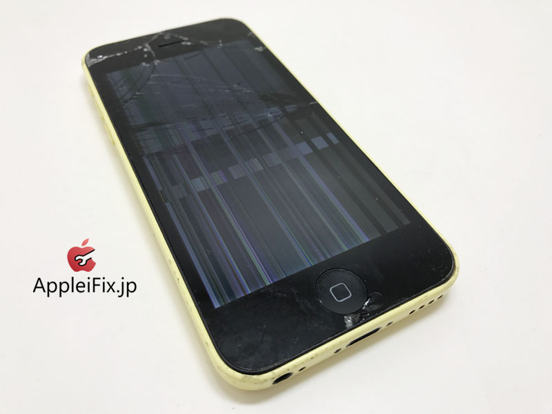 iPhone5Cガラスと液晶セット交換修理_Repair_2.jpg