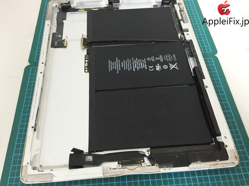 iPad2ガラス交換,WiFiアンテナケーブル交換,凹み緩和作業修理_repair_6.jpg