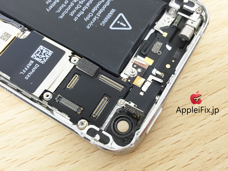 iPhone5S画面交換修理と凹み緩和作業_repair_3.jpg