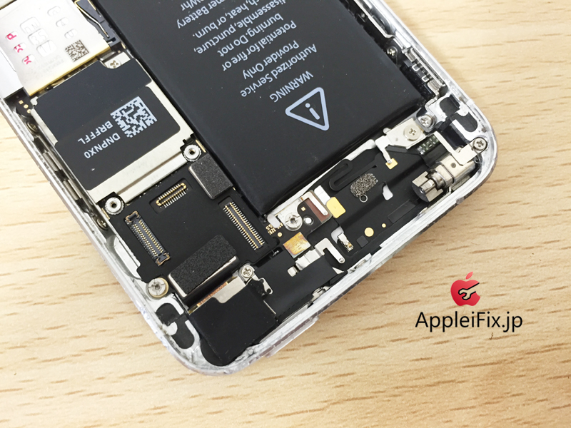 iPhone5S画面交換修理と凹み緩和作業_repair_4.jpg