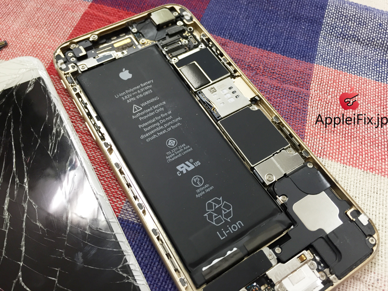 iPhone6ゴールドガラス+液晶交換修理8,800円(税込)_repair_6.jpg