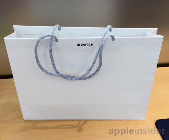 13273-7915-13273-7913-applewatchbag-l-l-e1434588592738.jpg